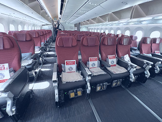 JAL 787: cushy for longhaul economy but could use soft tweaks - Runway  GirlRunway Girl